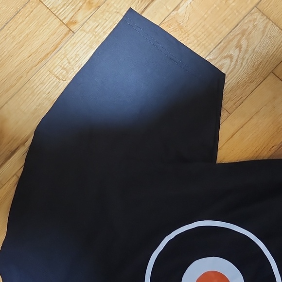 Old Time Hockey Flyers Tshirt - Picture 7 of 8